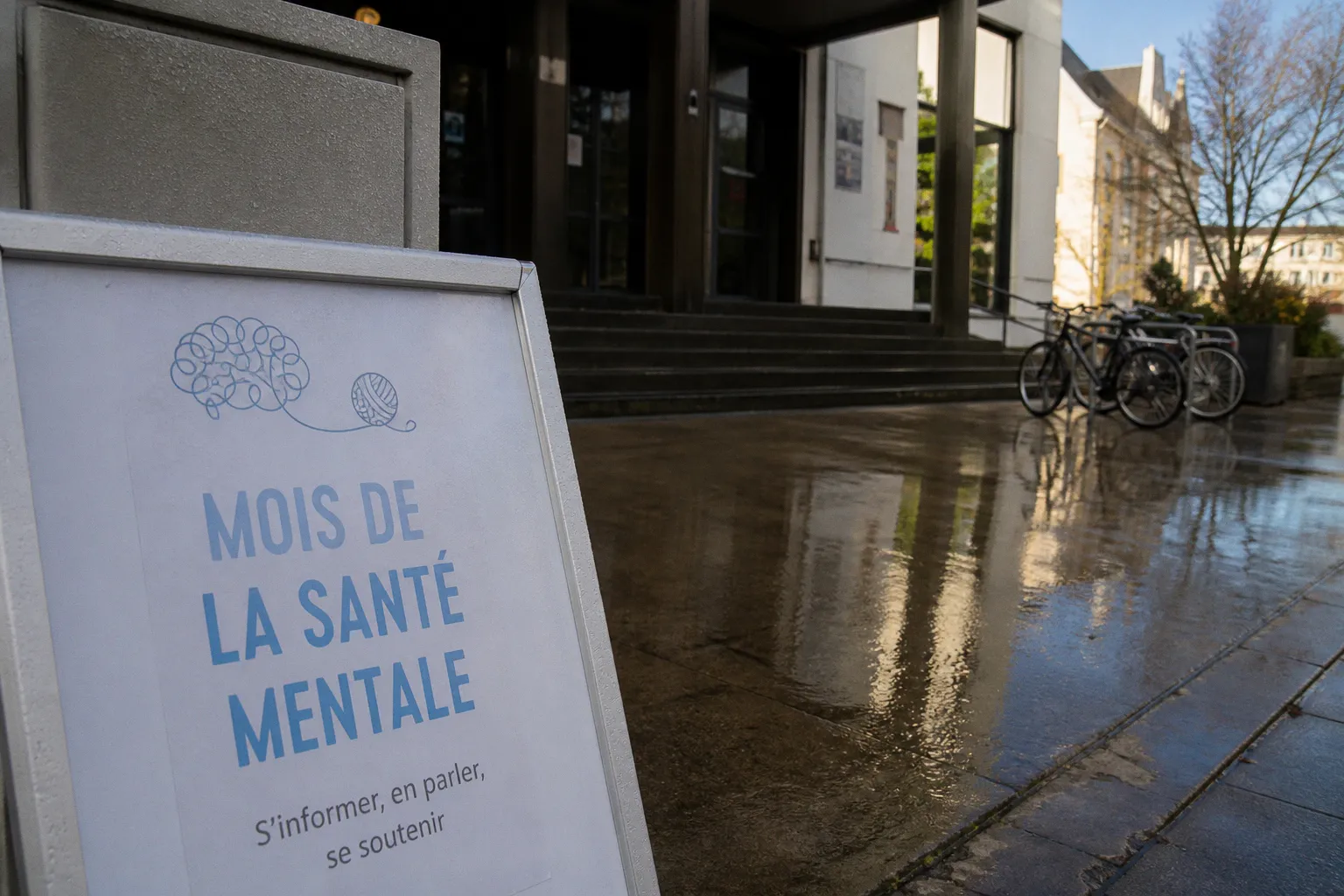 Santé mentale des jeunes : décryptage de l'initiative de l'Unicef pour le soutien par les pairs